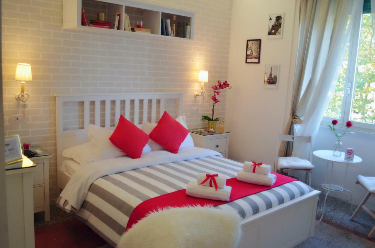 Moonlight Inn Guesthouse Rom Exteriör bild