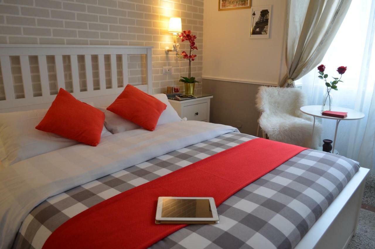 Moonlight Inn Guesthouse Rom Exteriör bild